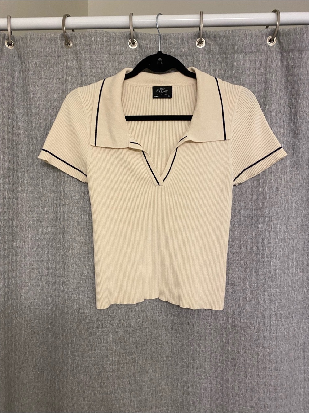 Ribbed Short-Sleeve Polo Tee in Cream with Navy Trim